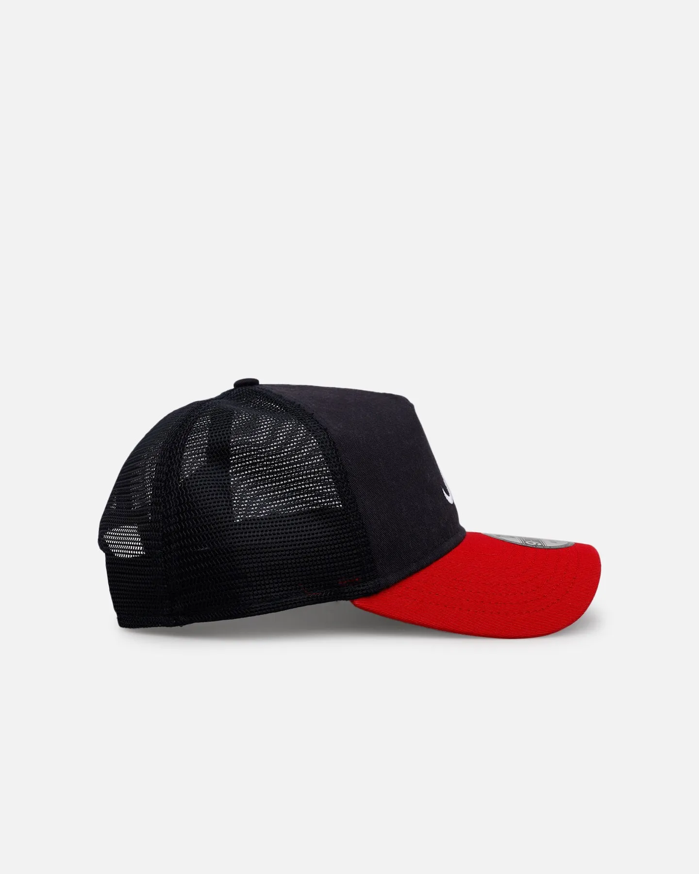 New Era Atlanta Braves 'Washed Truckers' 9FORTY A-Frame Trucker Snapback Official Team Color sold by Culture Kings product image thumbnail 3