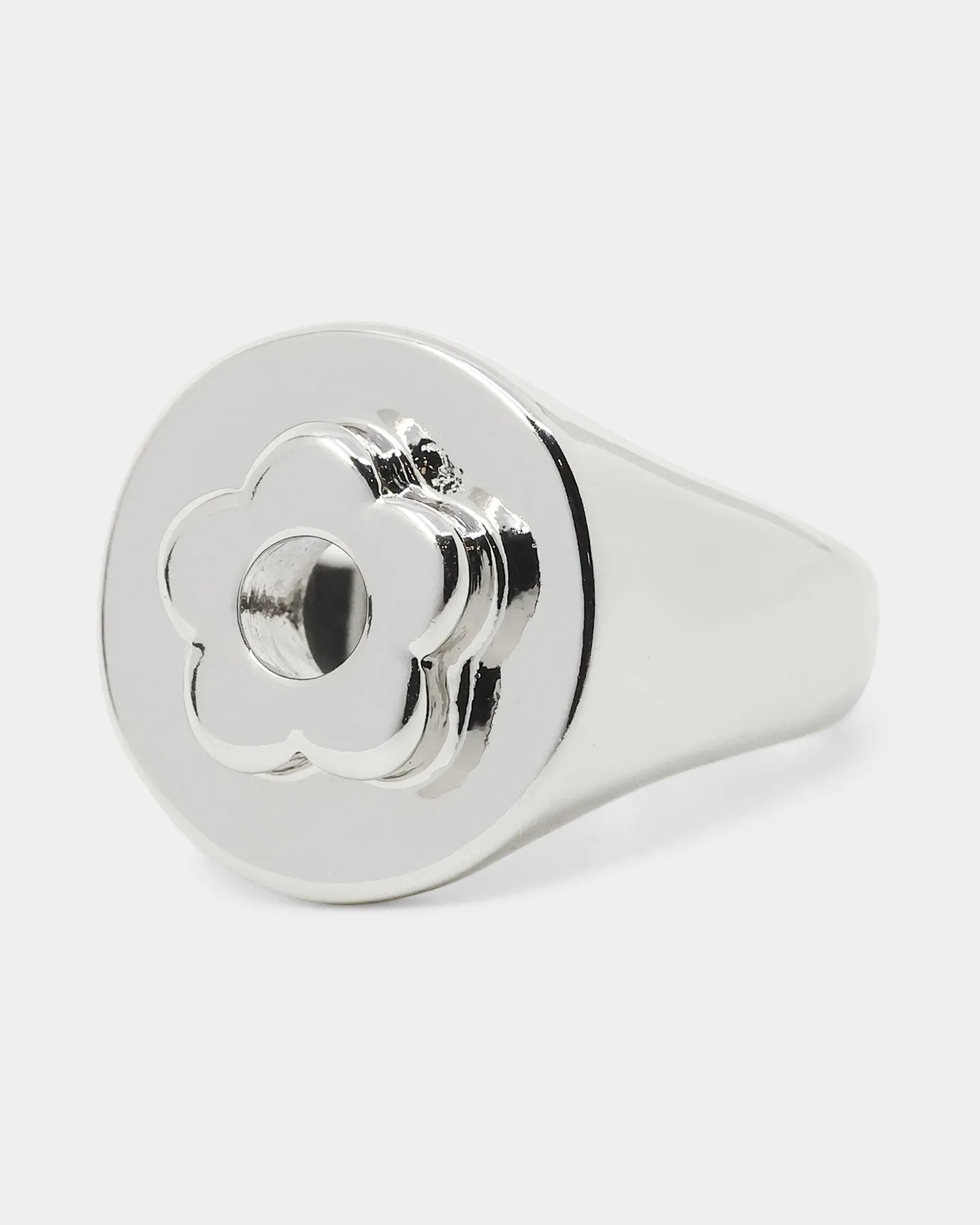 Wild For The Weekend Flower Power Signet Ring (Medium) Silver sold by Culture Kings product image thumbnail 4