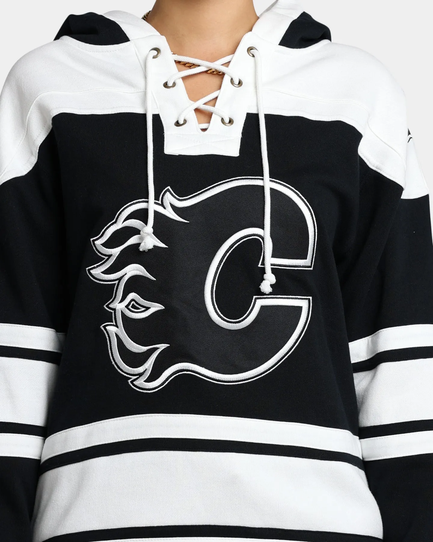 47 Brand Calgary Flames Superior Lacer Hoodie Jet Black sold by Culture Kings product image thumbnail 3