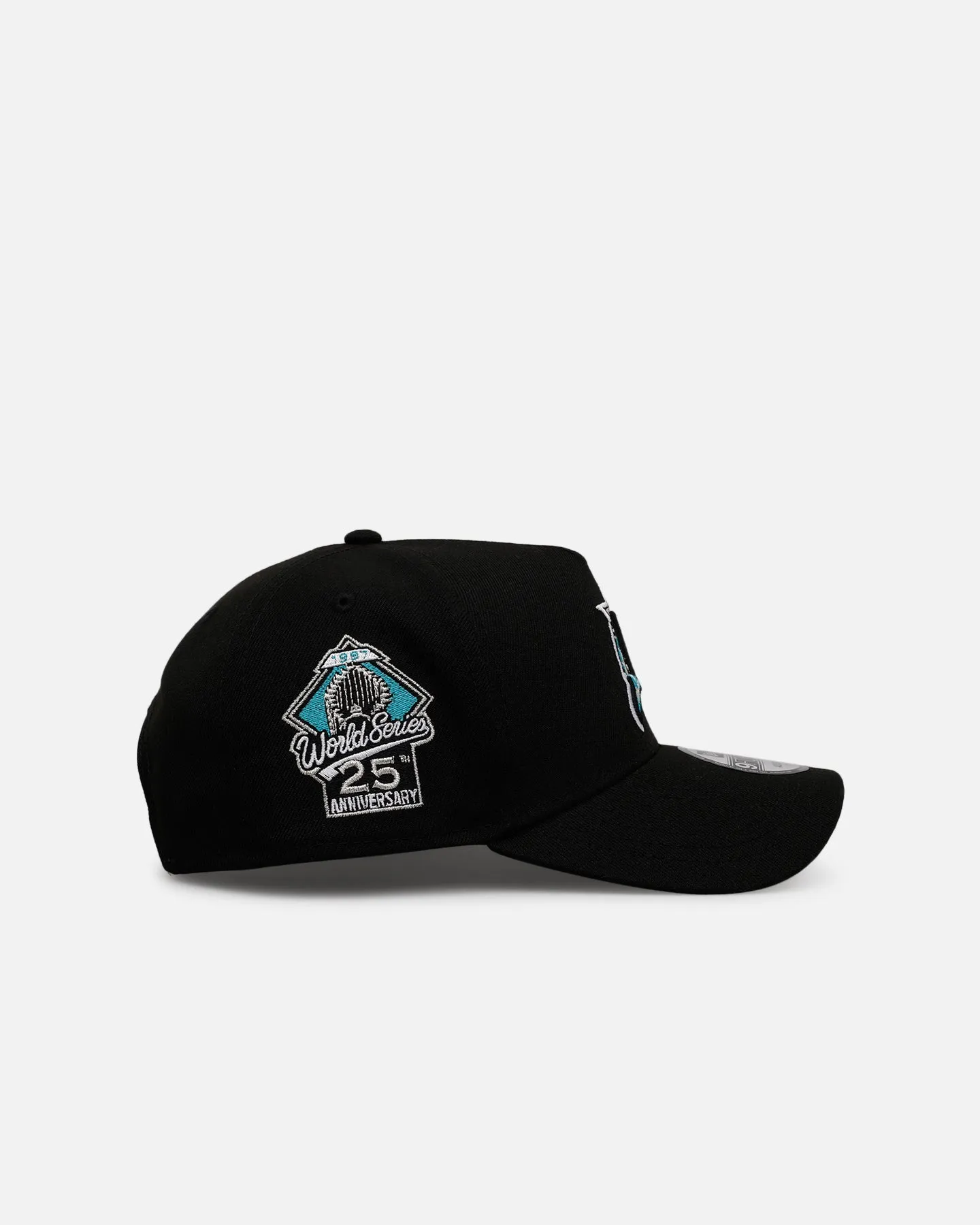 New Era Florida Marlins 'Rose Emblem' 9FORTY A-Frame Snapback Official Team Color sold by Culture Kings product image thumbnail 3