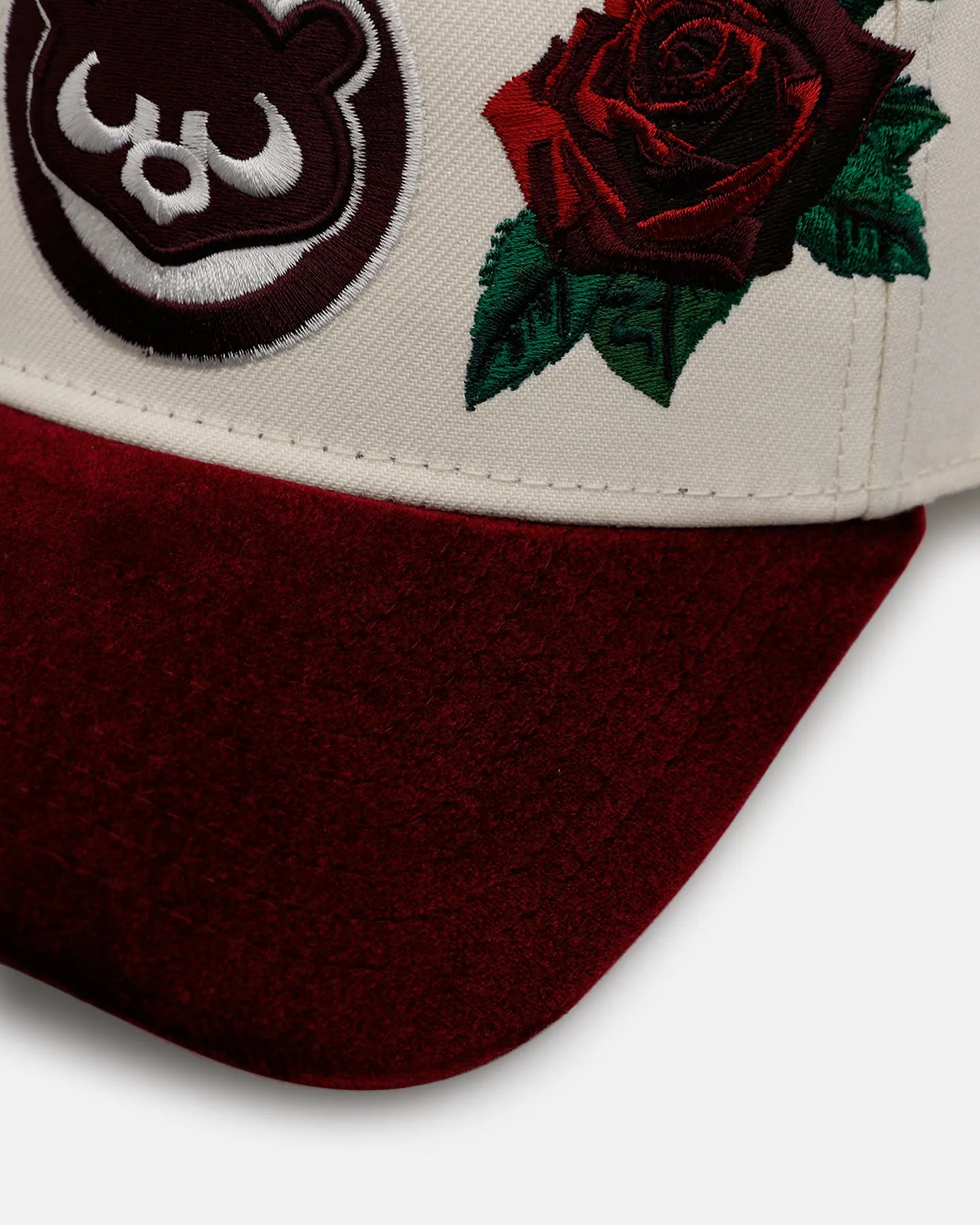 New Era Chicago Cubs 'Velvet Roses' 9FORTY A-Frame Snapback Chrome sold by Culture Kings product image thumbnail 2