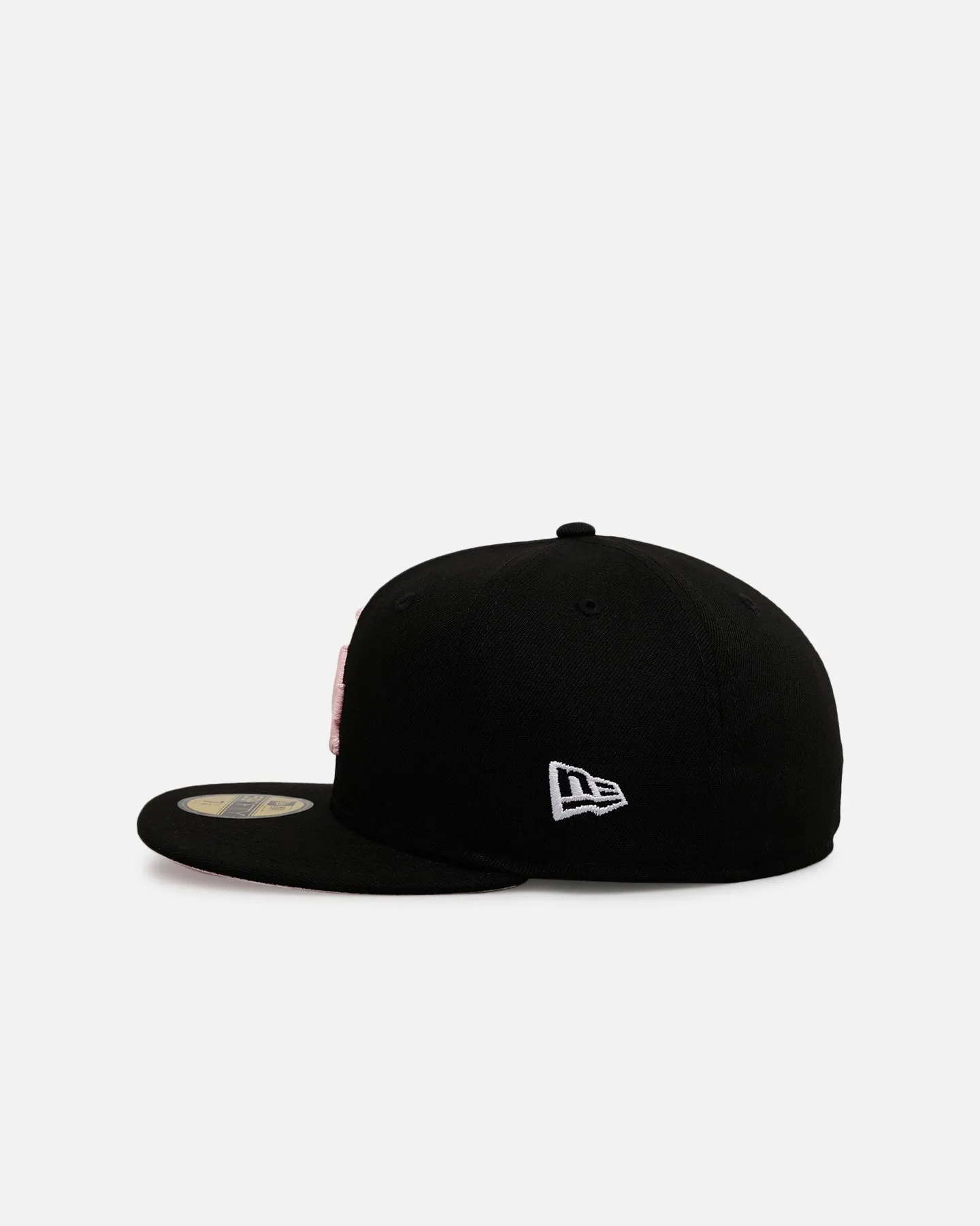 New Era Los Angeles Dodgers 'Black And Pink' 59FIFTY Fitted Black/Pink sold by Culture Kings product image thumbnail 4