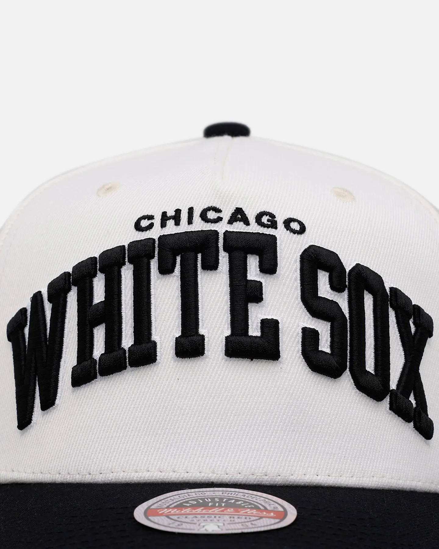 Mitchell & Ness Chicago White Sox 'Arch' MVP Snapback Cream sold by Culture Kings product image thumbnail 5