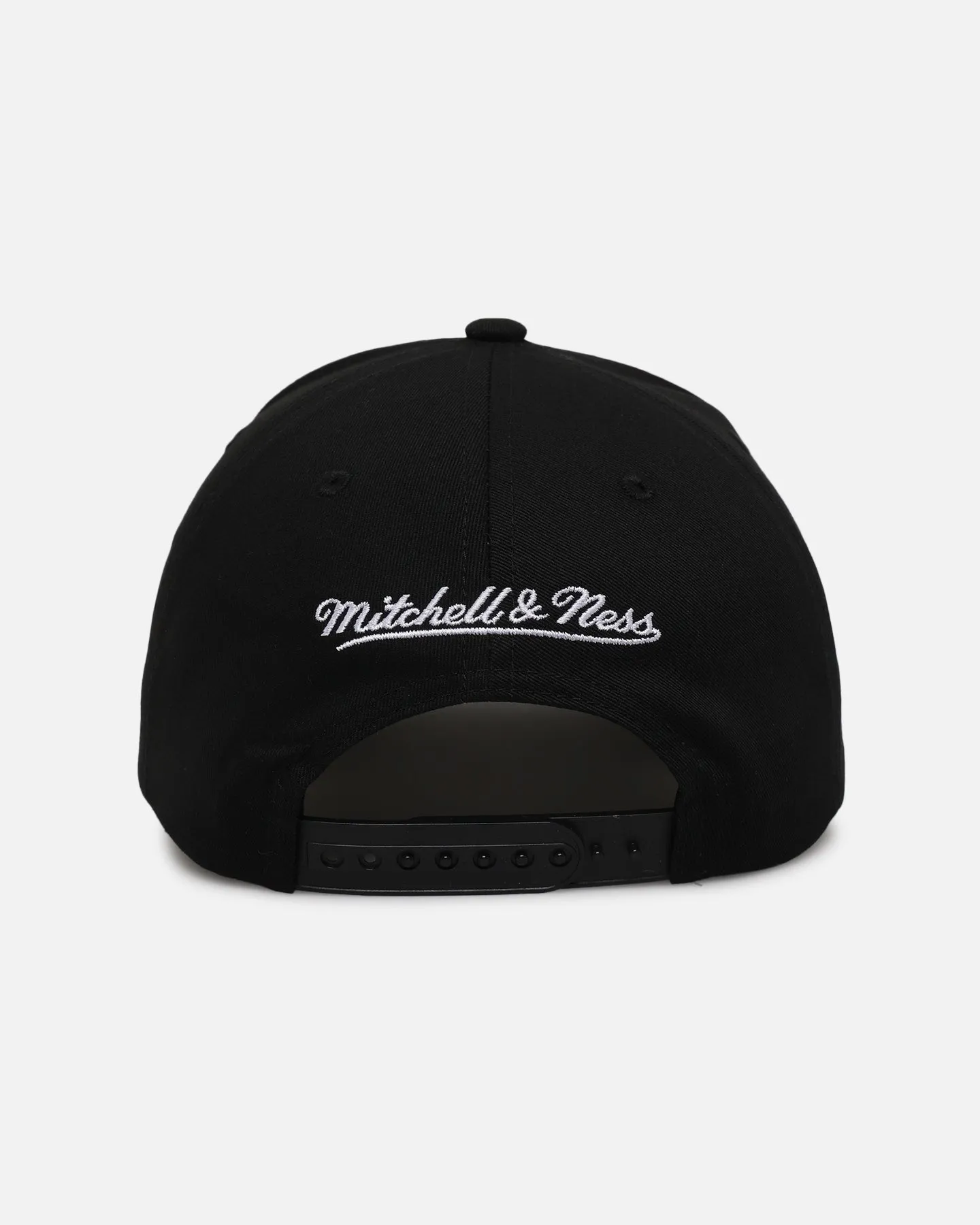 Mitchell & Ness Los Angeles Lakers Team Colour Logo MVP Snapback Black sold by Culture Kings product image thumbnail 2