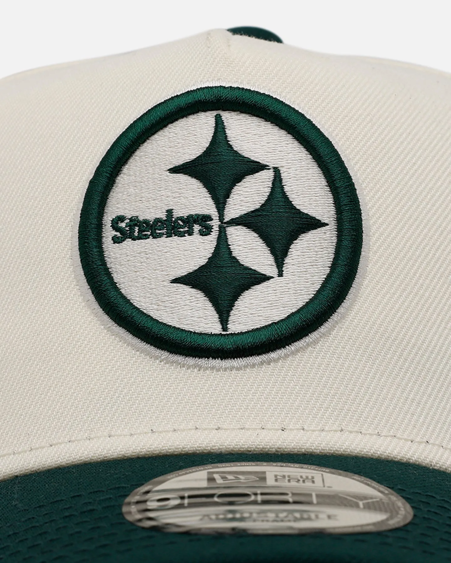 New Era Pittsburgh Steelers 'Evergreen 2.0' 9FORTY A-Frame Snapback Chrome/Dark Green sold by Culture Kings product image thumbnail 5