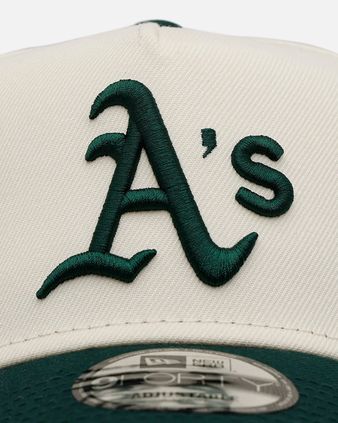 New Era Oakland Athletics 'Evergreen 2.0' 9FORTY A-Frame Snapback Chrome/Dark Green sold by Culture Kings product image thumbnail 5