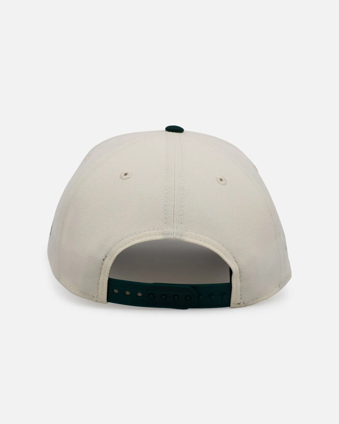 New Era New York Giants 'Evergreen 2.0' 9FORTY A-Frame Snapback Chrome/Dark Green sold by Culture Kings product image thumbnail 2