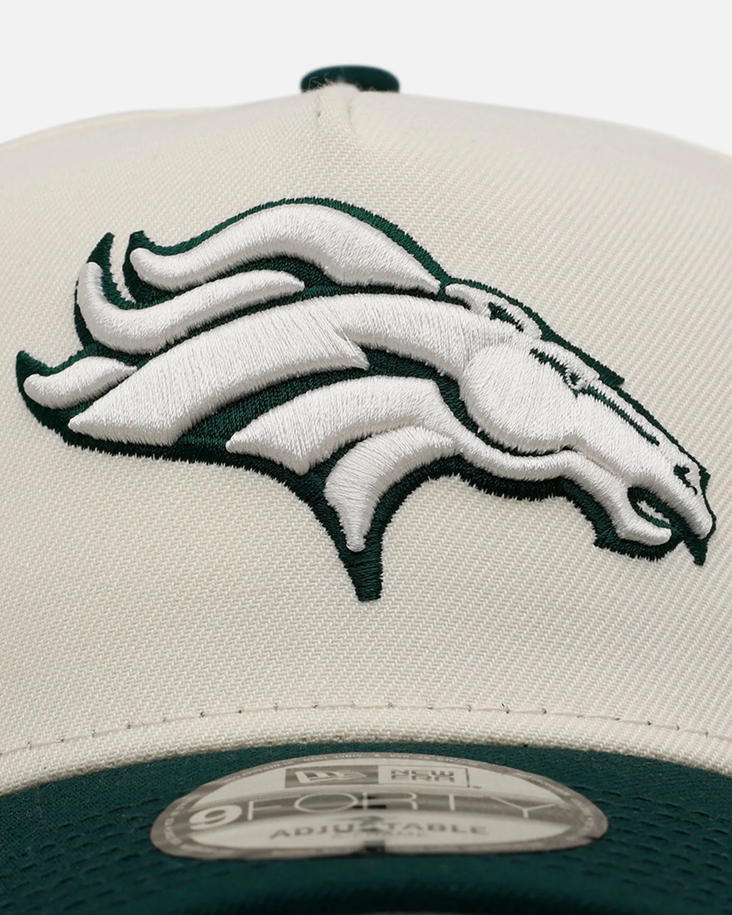 New Era Denver Broncos 'Evergreen 2.0' 9FORTY A-Frame Snapback Chrome/Dark Green sold by Culture Kings product image thumbnail 5