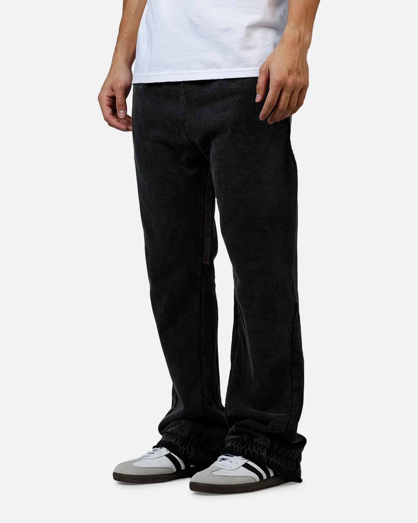 MNML Contrast Bootcut Sweatpants Vintage Black sold by Culture Kings product image thumbnail 4