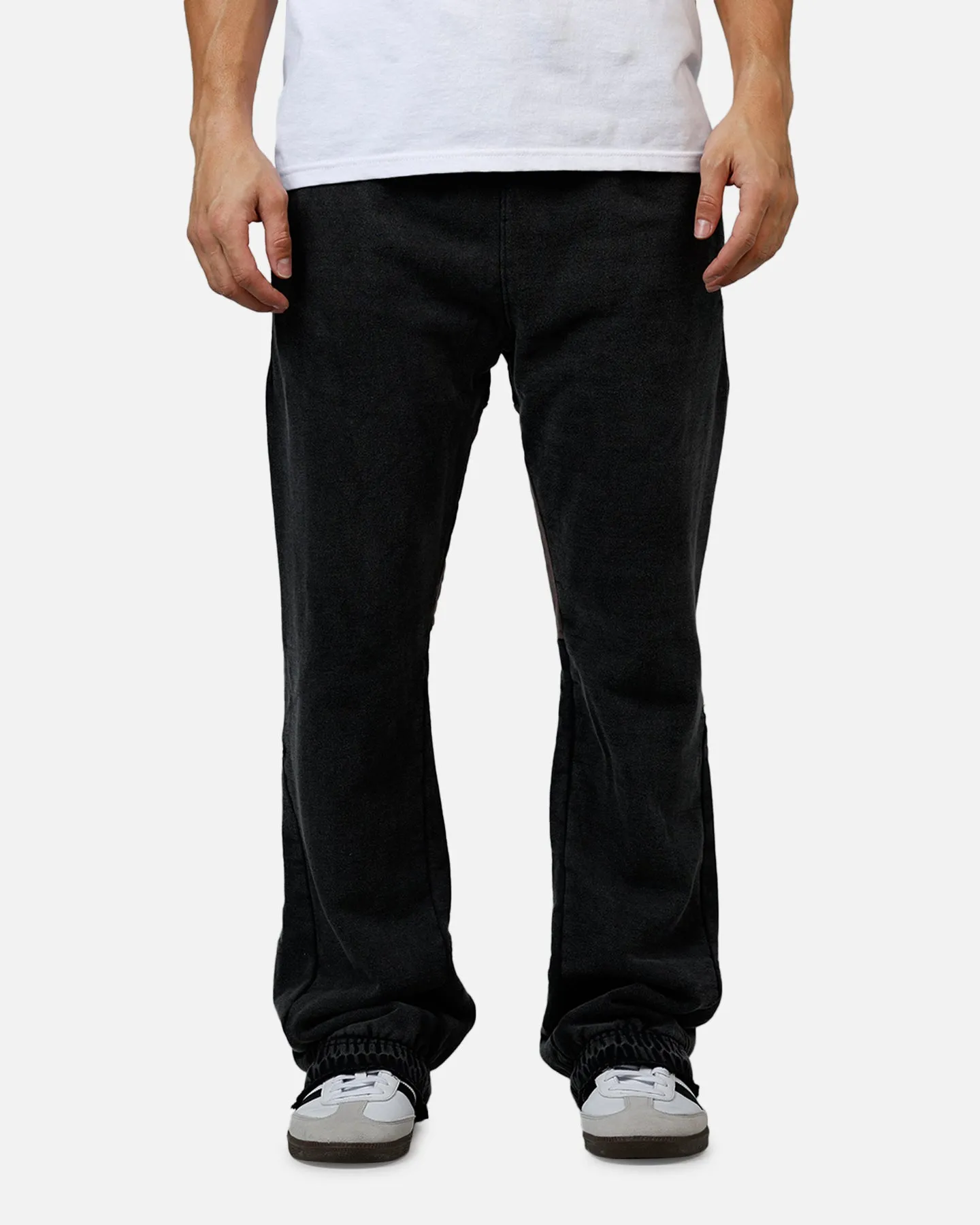 MNML Contrast Bootcut Sweatpants Vintage Black sold by Culture Kings