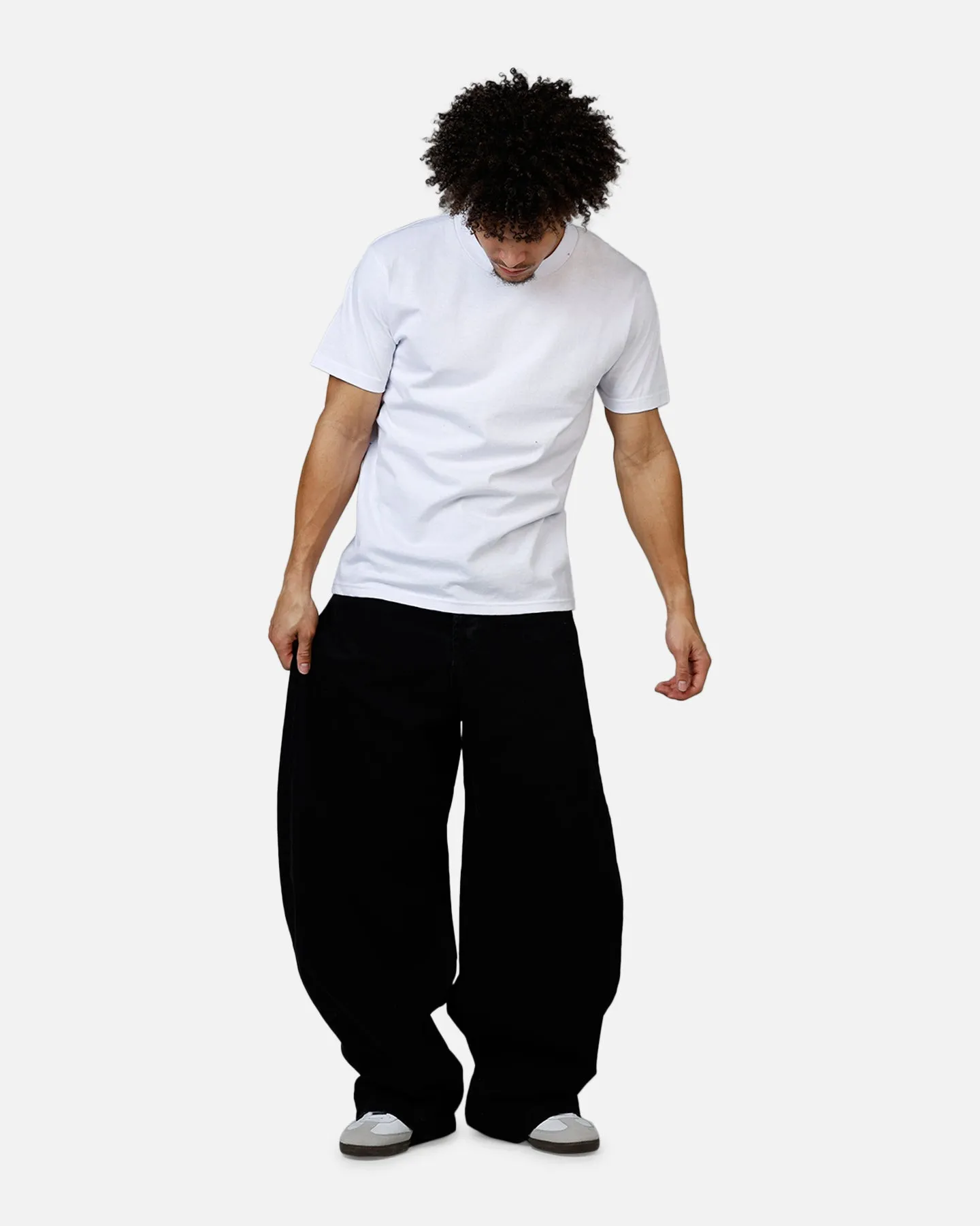 MNML Barrel Denim Jeans Washed Black sold by Culture Kings product image thumbnail 2