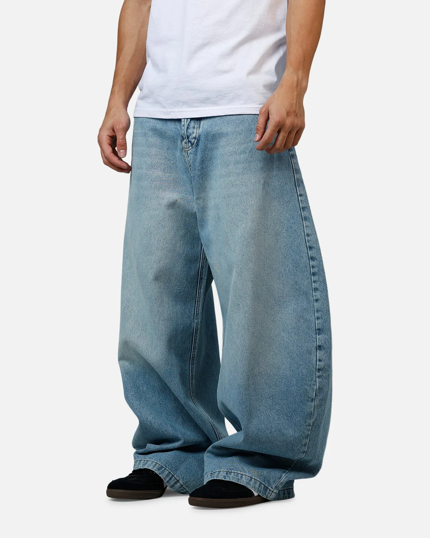MNML Barrel Denim Jeans Light Blue sold by Culture Kings product image thumbnail 4