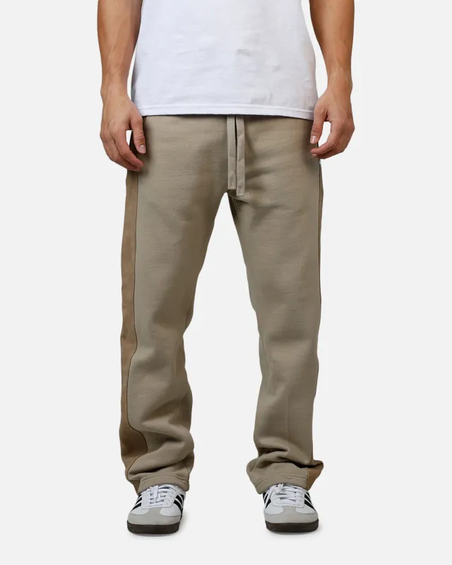 Pro Standard Los Angeles Dodgers Panel Sweatpants Tan sold by Culture Kings