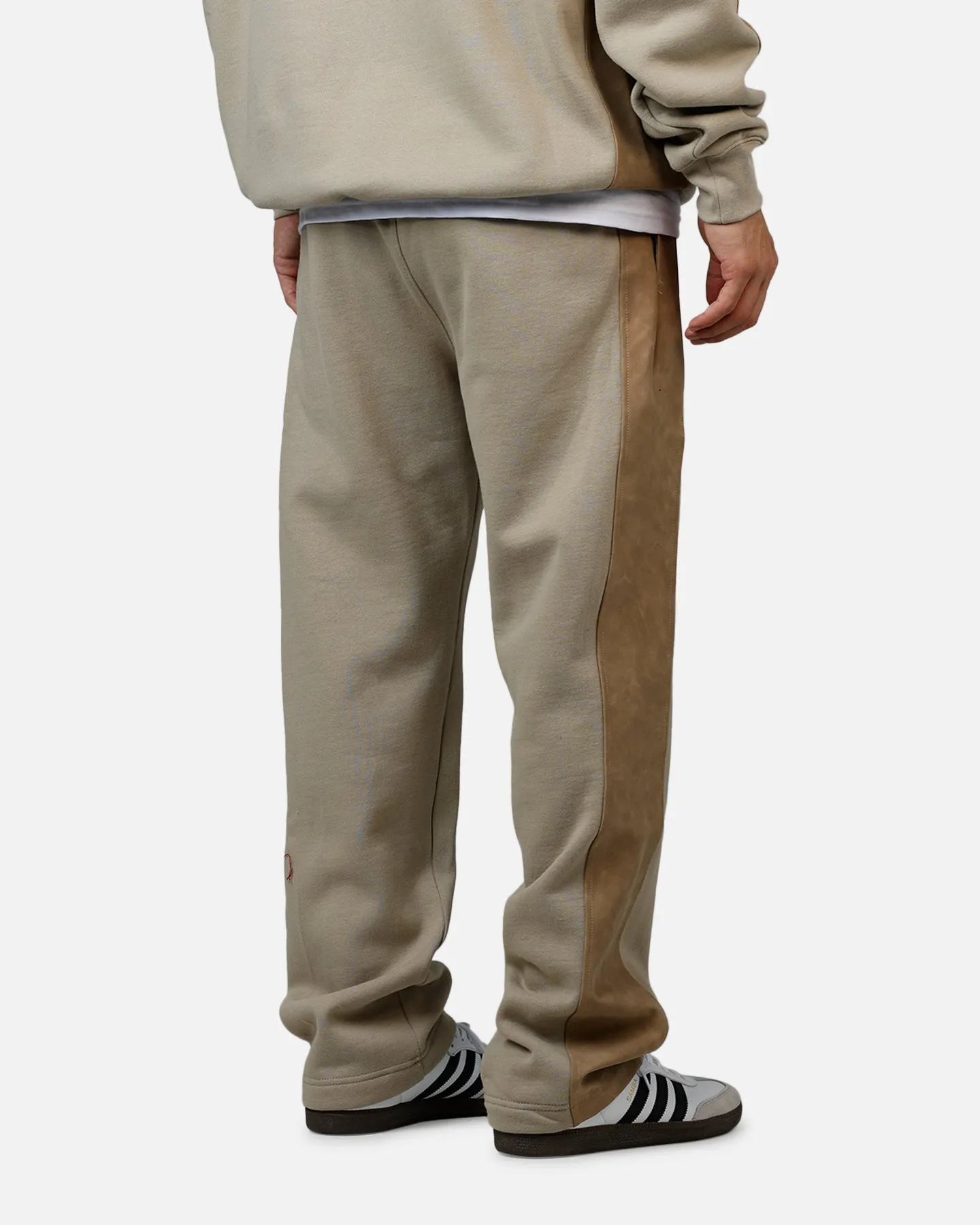Pro Standard New York Yankees Panel Sweatpants Tan sold by Culture Kings product image thumbnail 3