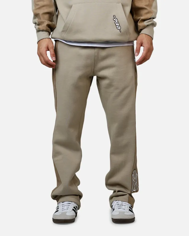 Pro Standard New York Yankees Panel Sweatpants Tan sold by Culture Kings