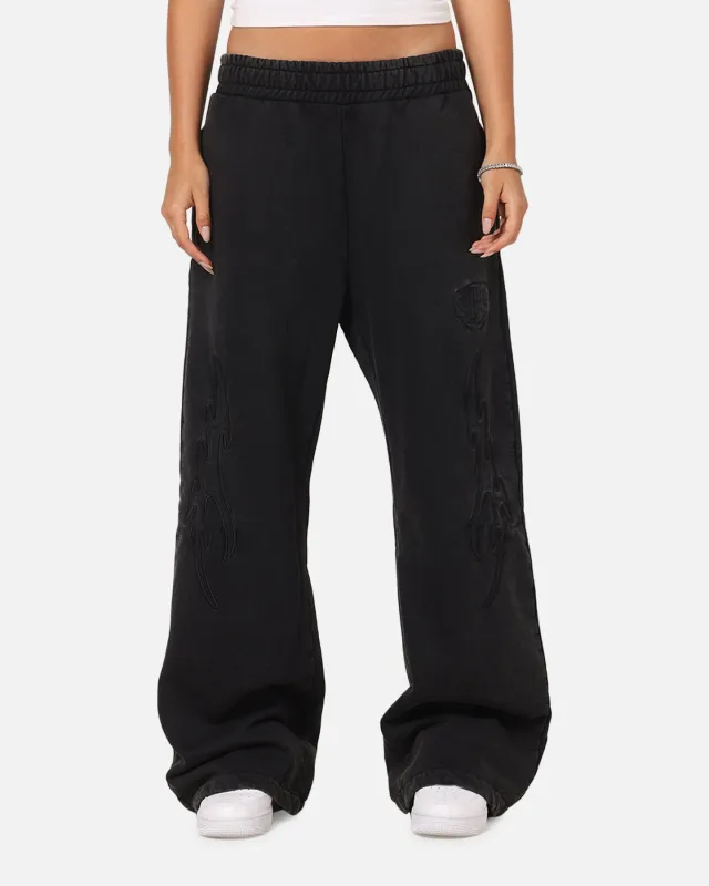 Saint Morta Crested Wing Sweatpants Washed Black sold by Culture Kings