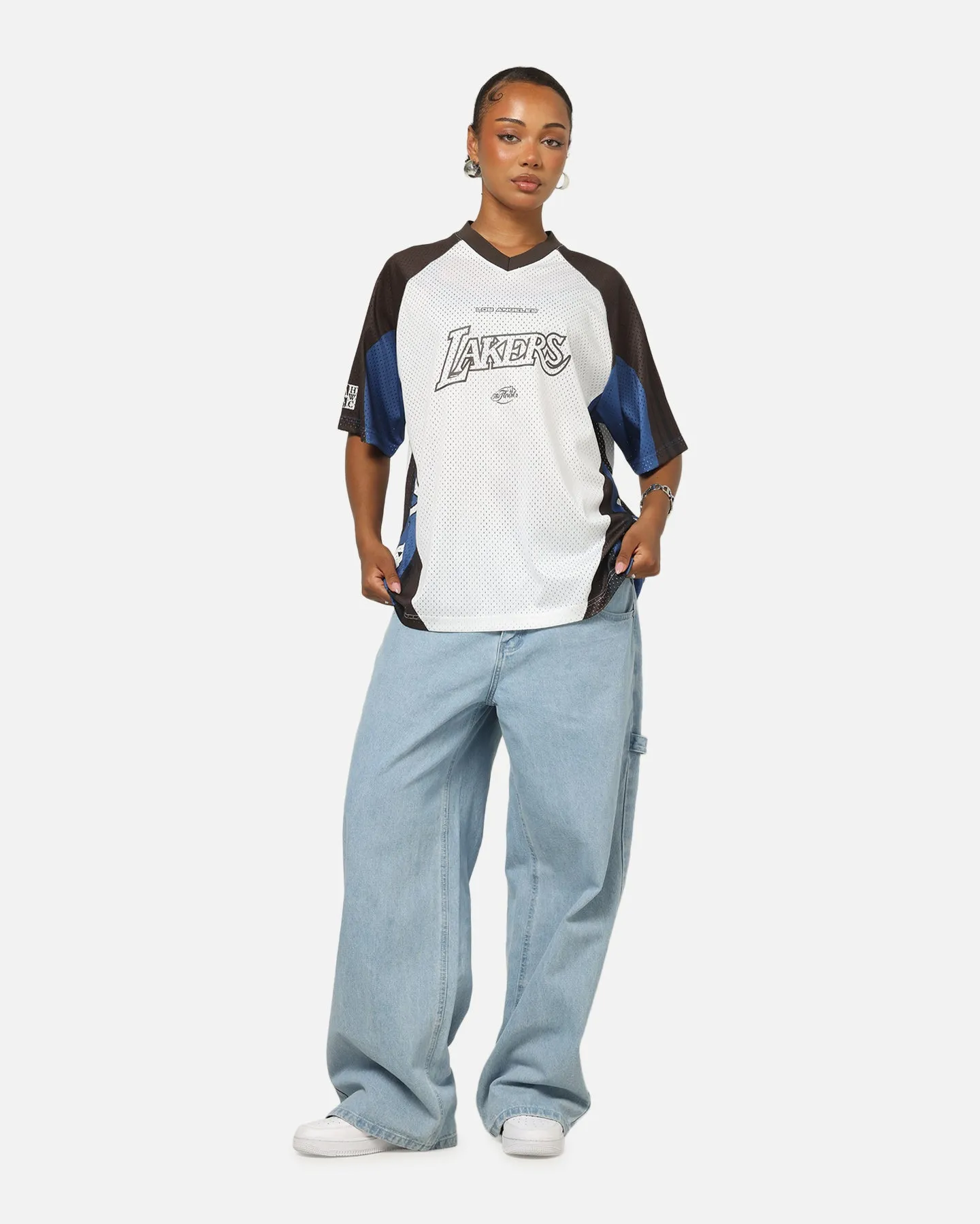 Mitchell & Ness Los Angeles Lakers Warehouse Rave Jersey White/Brown sold by Culture Kings product image thumbnail 3