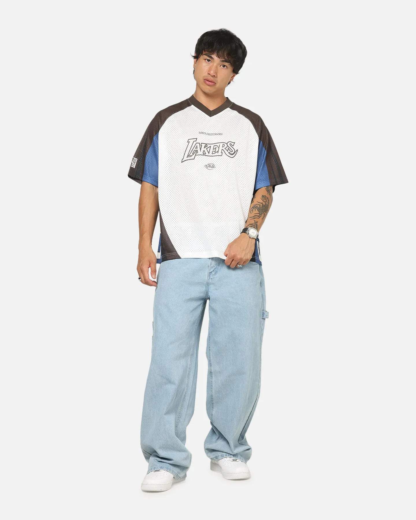 Mitchell & Ness Los Angeles Lakers Warehouse Rave Jersey White/Brown sold by Culture Kings product image thumbnail 4