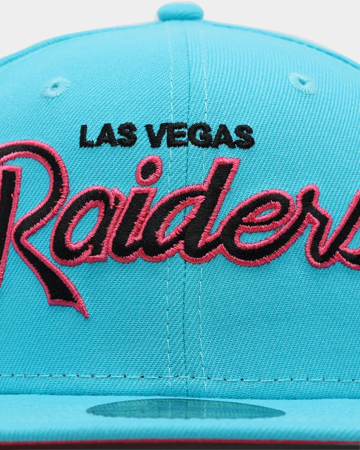 New Era Las Vegas Raiders 'Neon Vice' 59FIFTY Fitted Neon Blue sold by Culture Kings product image thumbnail 5