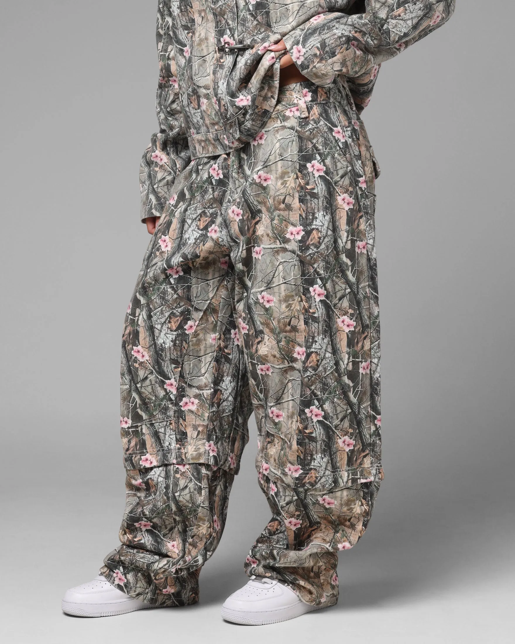 Loiter Thrasher Pants Pink Tree Camo sold by Culture Kings product image thumbnail 4