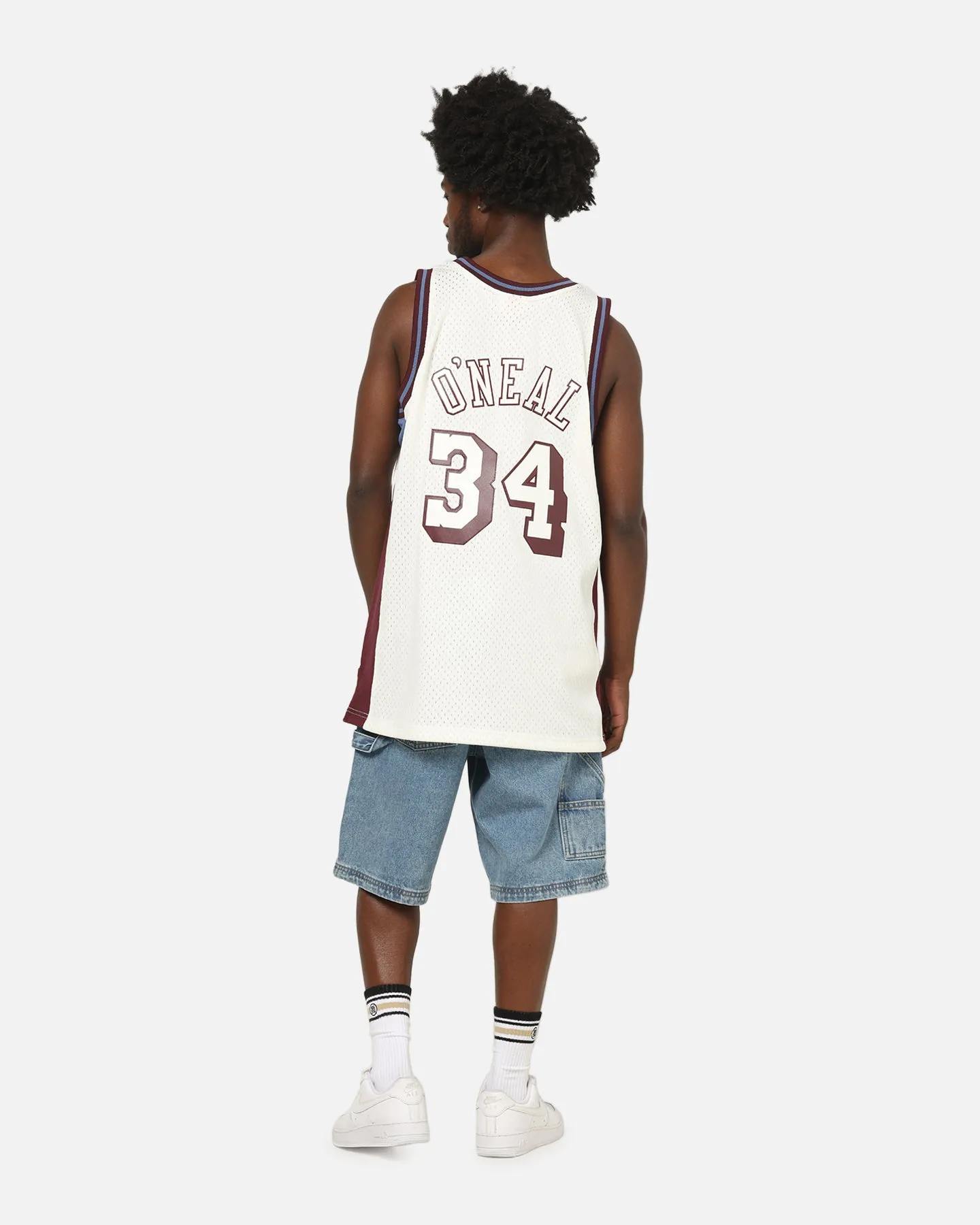 Mitchell & Ness Los Angeles Lakers Shaquille O'Neal Millenium Jersey White/Brown sold by Culture Kings product image thumbnail 4