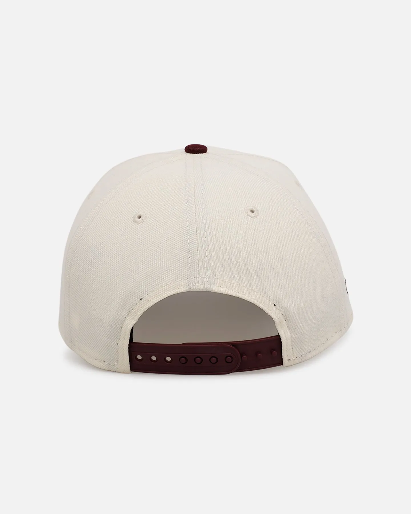 New Era Los Angeles Lakers 'Lover's Club 2.0' 9FORTY A-Frame Snapback Chrome sold by Culture Kings product image thumbnail 2