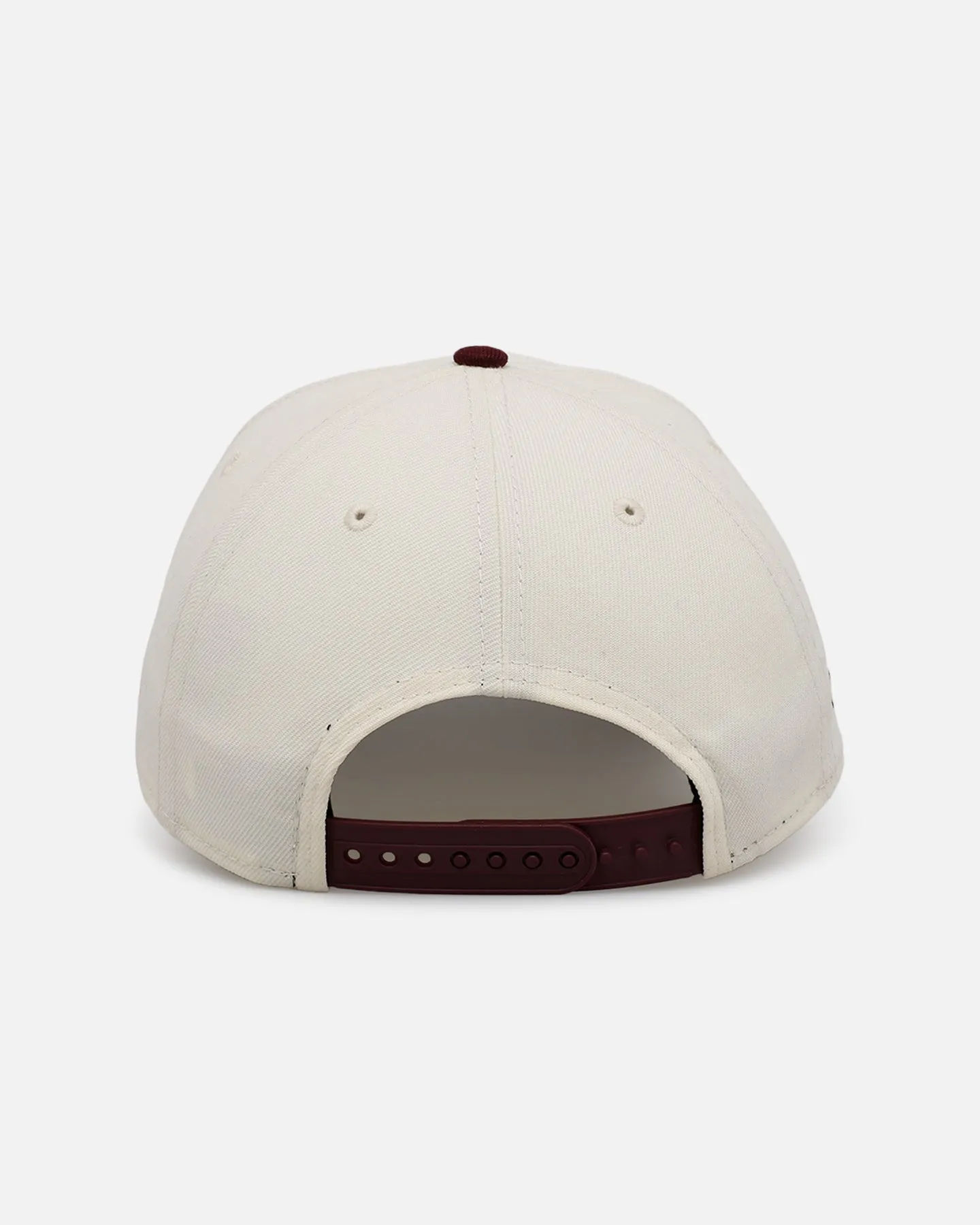 New Era Philadelphia Eagles 'Lover's Club 2.0' 9FORTY A-Frame Snapback Chrome sold by Culture Kings product image thumbnail 2