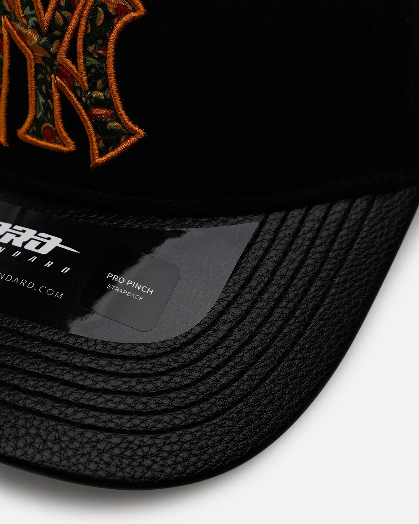 Pro Standard New York Yankees 'Floral Fill' Pro Pinch Strapback Black sold by Culture Kings product image thumbnail 2