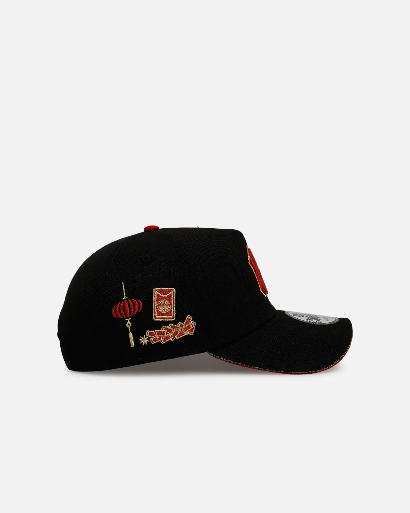 New Era New York Yankees 'Longevity' 9FORTY A-Frame Snapback Black/Red sold by Culture Kings product image thumbnail 3