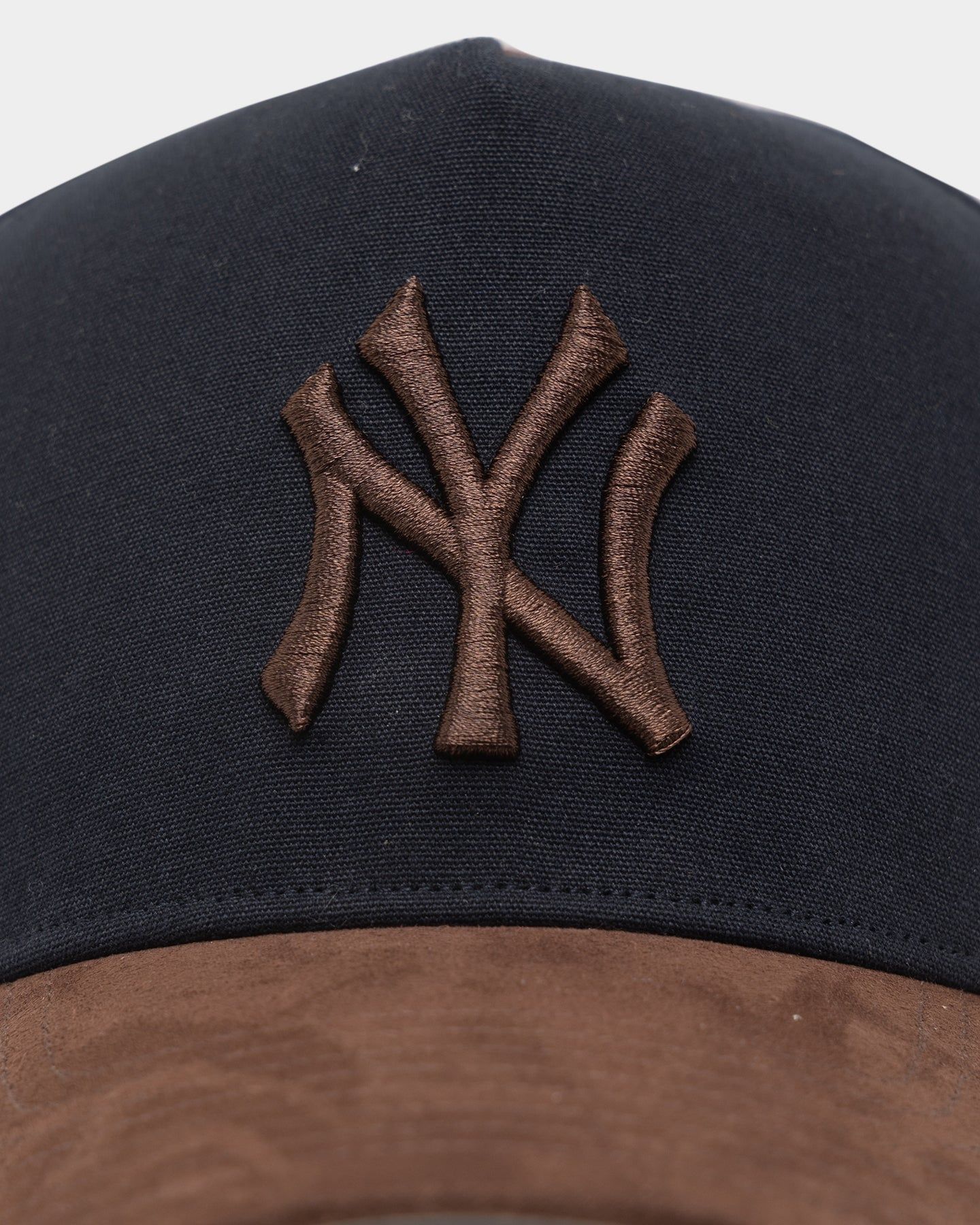 47 Brand New York Yankees Black Dune 47 Offside Snapback Vintage Black/Brown sold by Culture Kings product image thumbnail 5