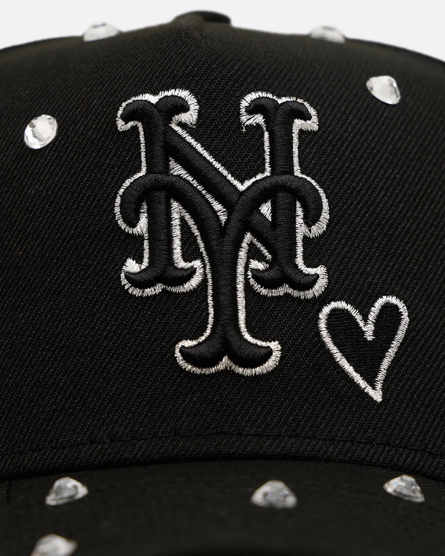 New Era New York Mets 'Black Satin Hearts' 9FORTY A-Frame Snapback Black sold by Culture Kings product image thumbnail 5