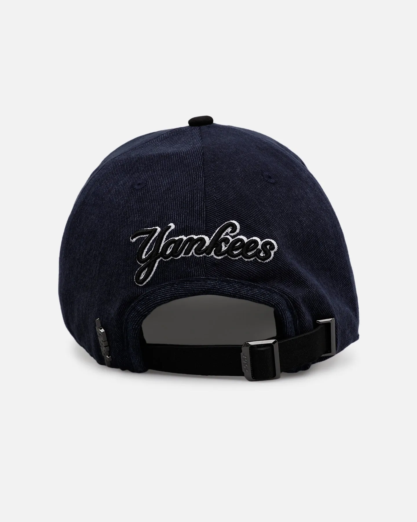Pro Standard New York Yankees 'Polished Hardware' Pro Pinch Strapback Navy sold by Culture Kings product image thumbnail 2