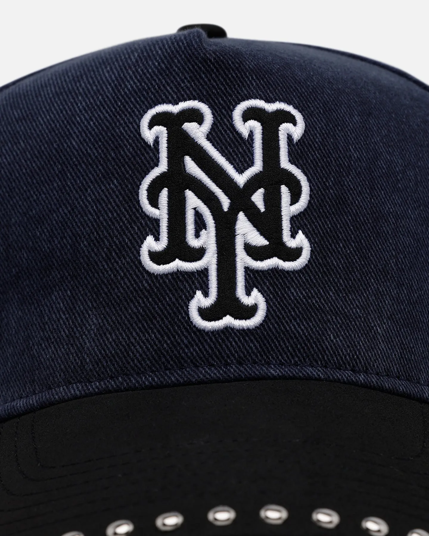 Pro Standard New York Mets 'Polished Hardware' Pro Pinch Strapback Navy sold by Culture Kings product image thumbnail 5