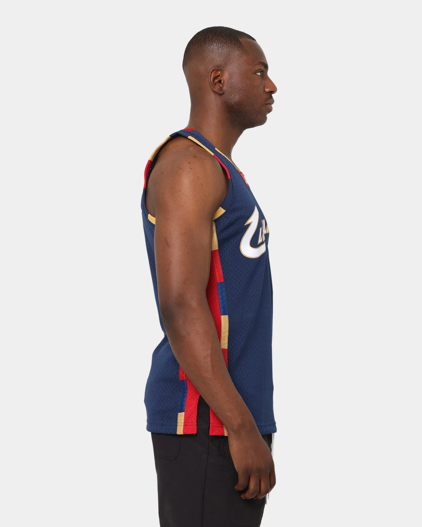 Mitchell & Ness Cleveland Cavaliers Lebron James #23 '08-'09 Swingman Jersey Navy sold by Culture Kings product image thumbnail 5