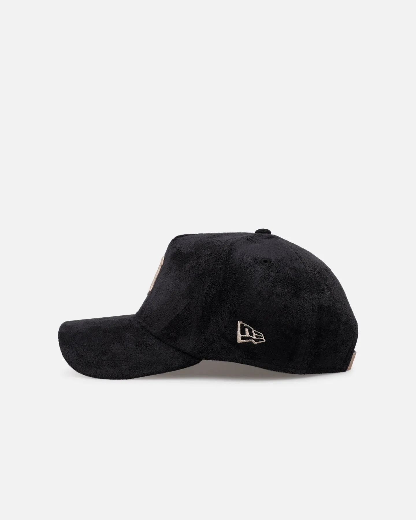 New Era Detroit Tigers 'Suede' 9FORTY A-Frame Strapback Black/Tan sold by Culture Kings product image thumbnail 5