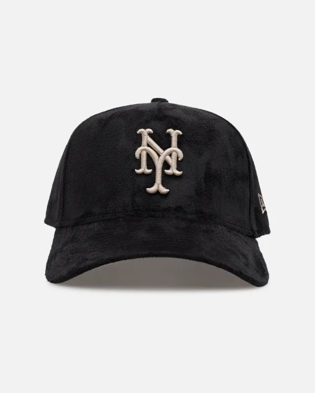 New Era New York Mets 'Suede' 9FORTY A-Frame Strapback Black/Tan sold by Culture Kings
