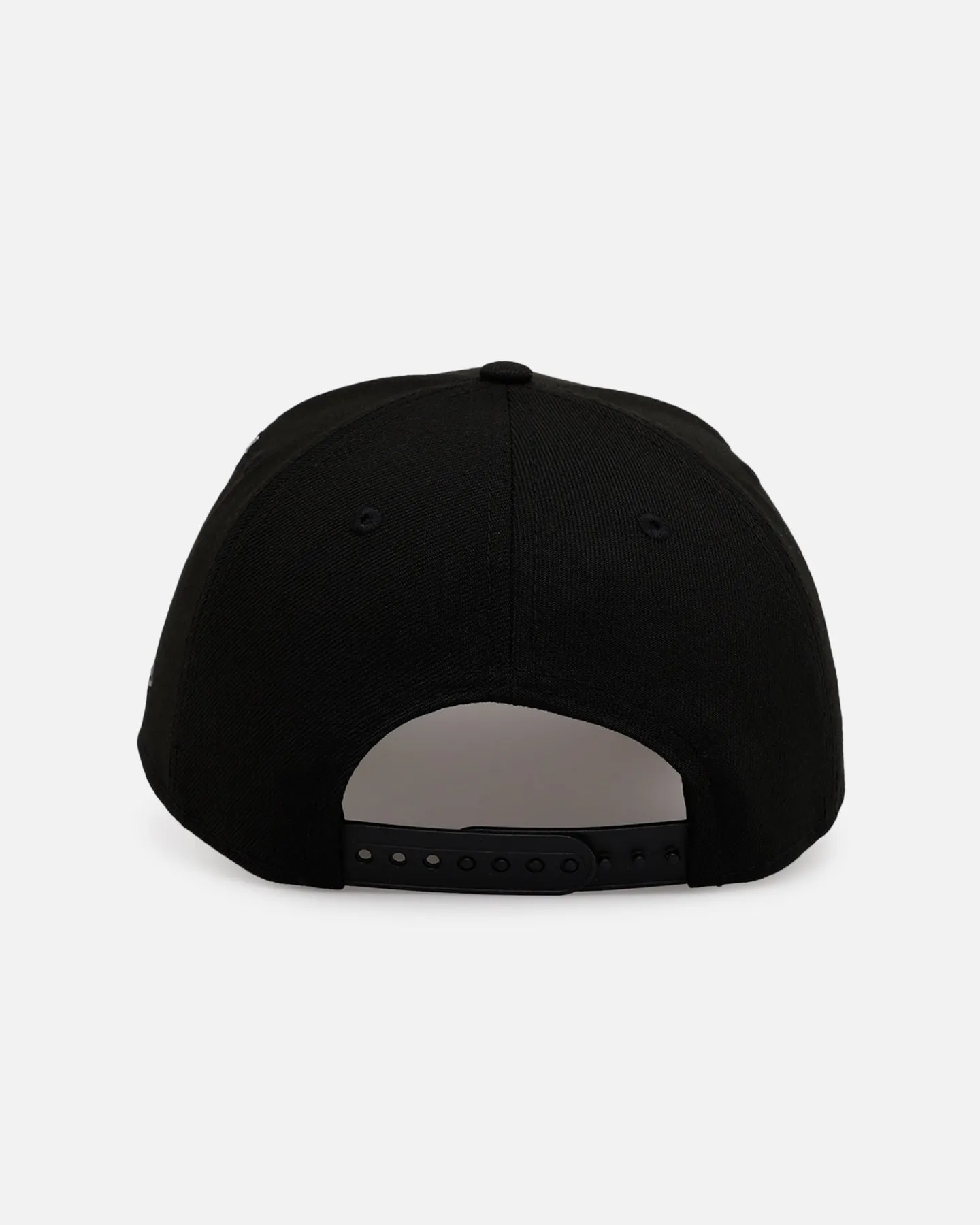 New Era Chicago Bears 'Stealth Roses' 9FORTY A-Frame Snapback Black sold by Culture Kings product image thumbnail 2
