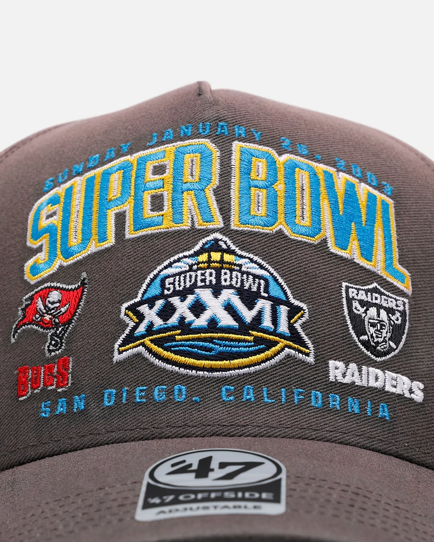 47 Brand Tampa Bay Buccaneers Vs Las Vegas Raiders 'Vintage Super Bowl' XXXVII '47 Offside Strapback Charcoal sold by Culture Kings product image thumbnail 5