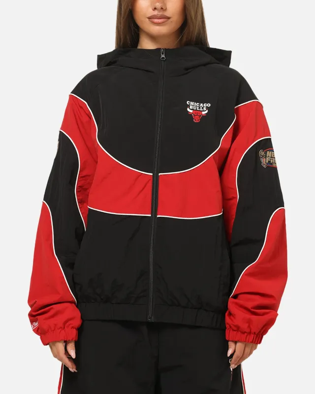 Mitchell & Ness Chicago Bulls Nylon Tracksuit Jacket Black/Red made by Mitchell & Ness