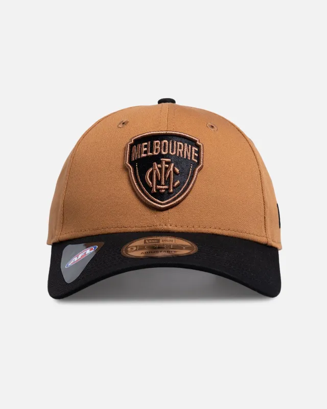 New Era Melbourne Football Club 'AFL 2026' 9FORTY Strapback Med Beige made by New Era