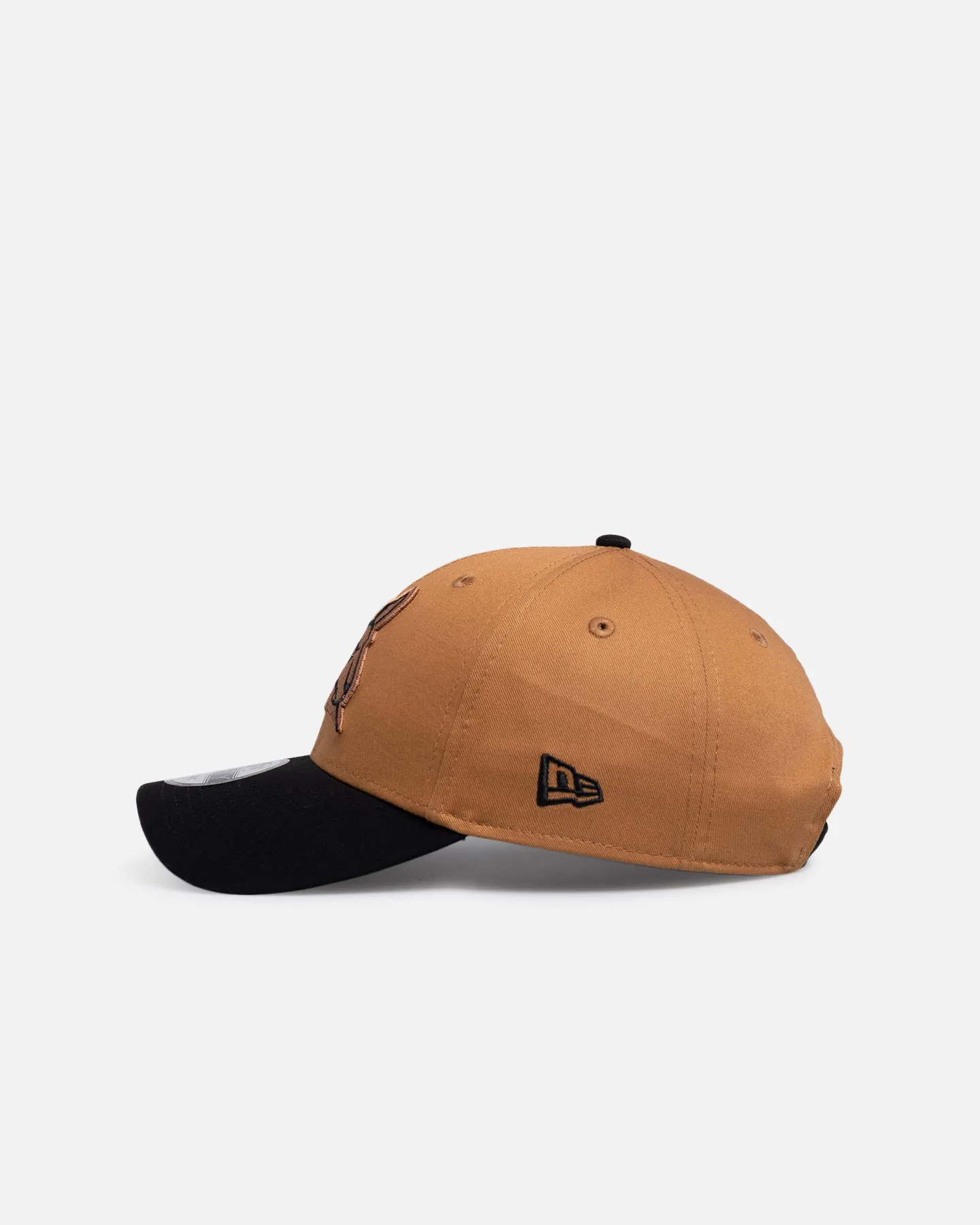 New Era North Melbourne Kangaroos 'AFL 2026' 9FORTY Strapback Med Beige sold by Culture Kings product image thumbnail 4