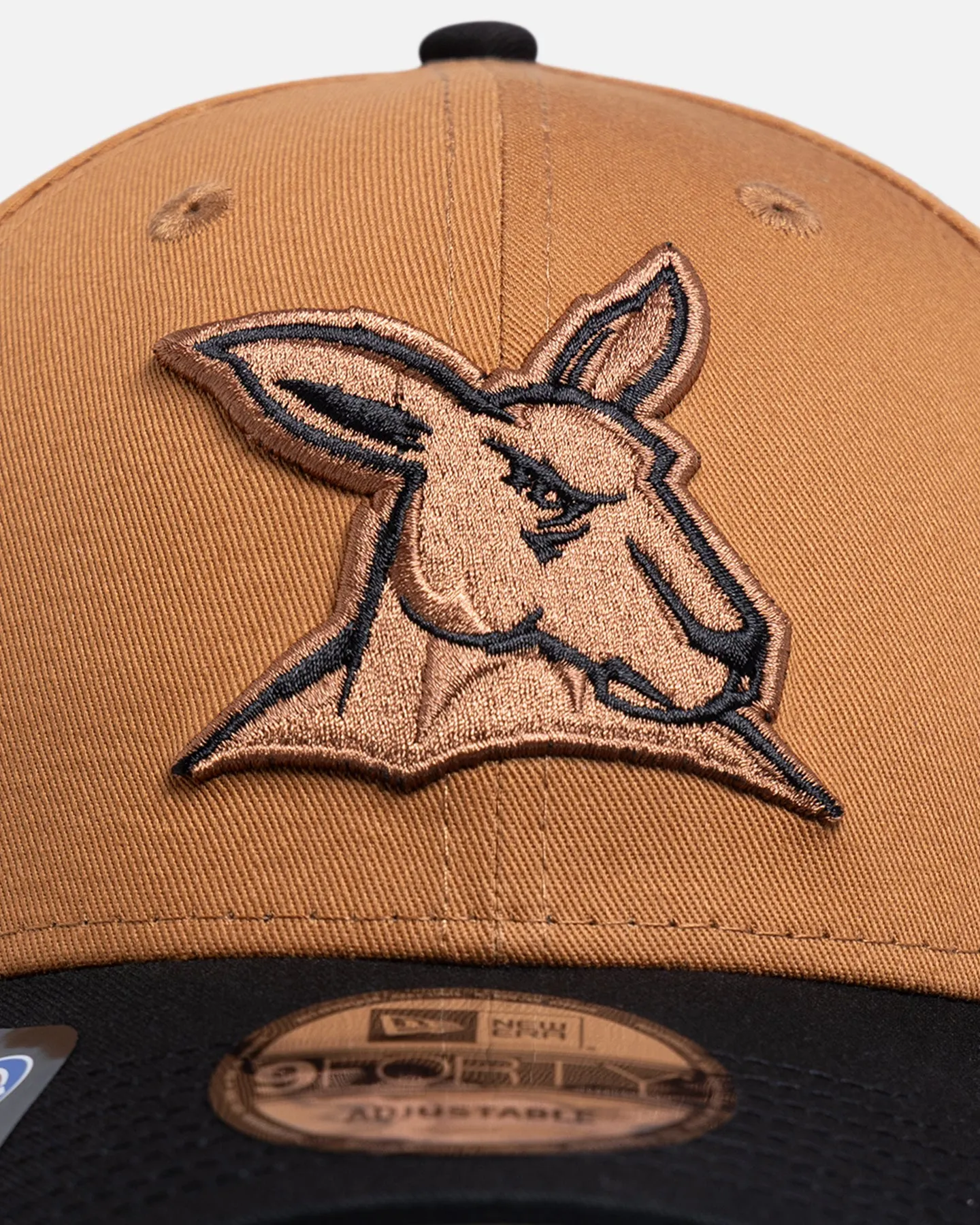 New Era North Melbourne Kangaroos 'AFL 2026' 9FORTY Strapback Med Beige sold by Culture Kings product image thumbnail 5