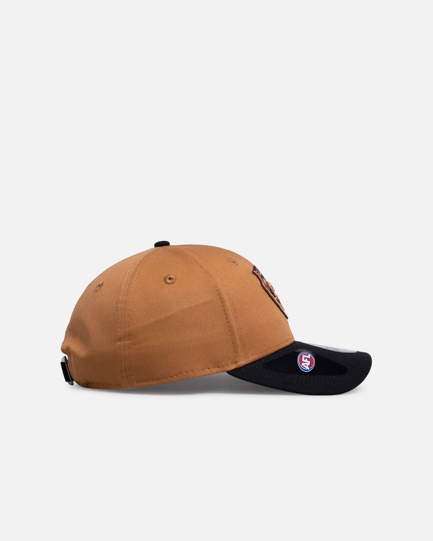 New Era Geelong Cats 'AFL 2026' 9FORTY Strapback Med Beige sold by Culture Kings product image thumbnail 3