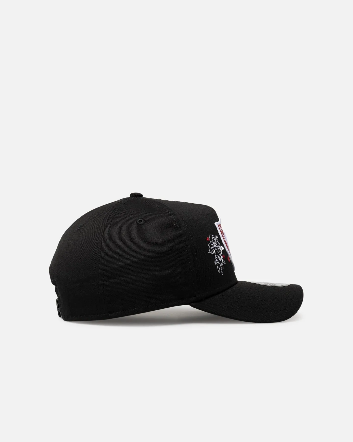 New Era Las Vegas Raiders 'Valentines Day' 9FORTY A-Frame Snapback Black sold by Culture Kings product image thumbnail 3