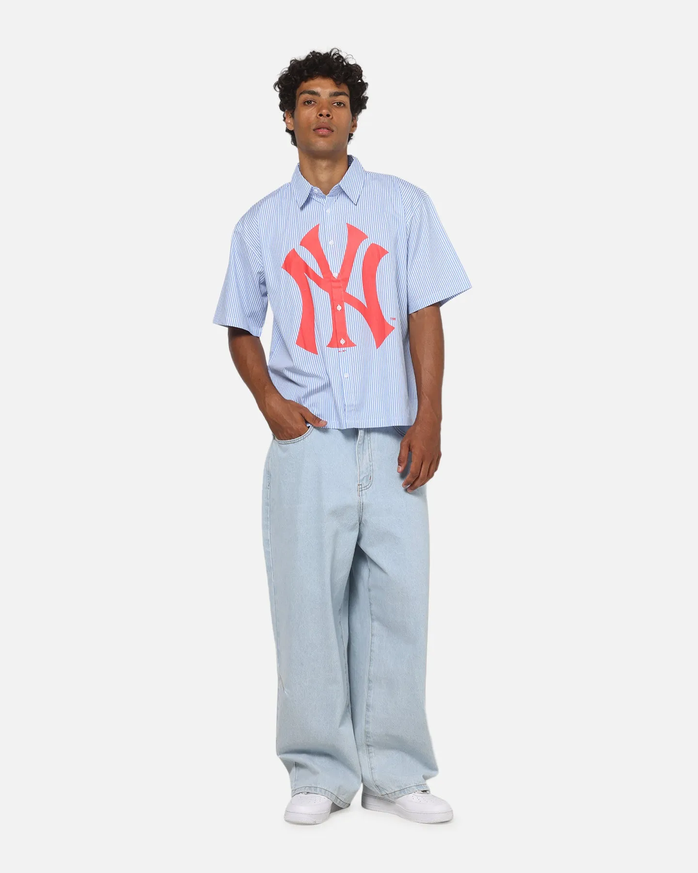 Majestic Athletic New York Yankees Graphic Boxy Shirt White/Blue sold by Culture Kings product image thumbnail 3