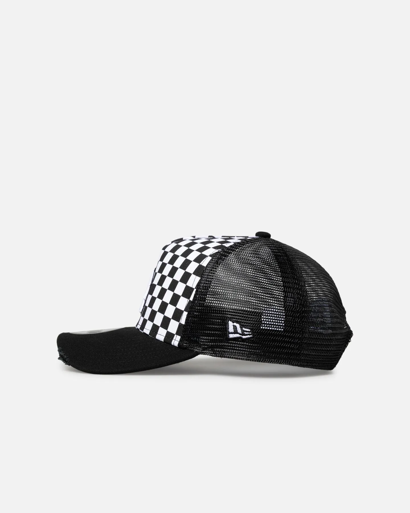 New Era Los Angeles Dodgers 'Checker Trucker' 9FORTY A-Frame Trucker Snapback White sold by Culture Kings product image thumbnail 4