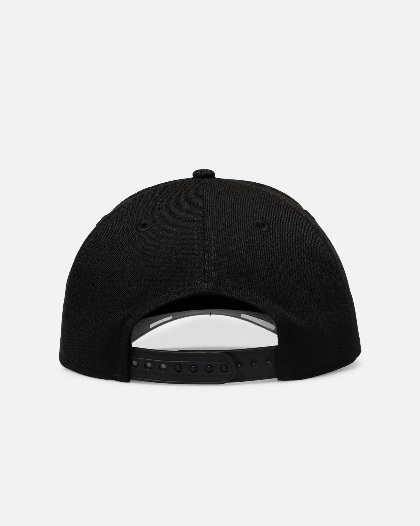 New Era New York Knicks 'Flame Logo' 9FORTY A-Frame Snapback Black sold by Culture Kings product image thumbnail 2