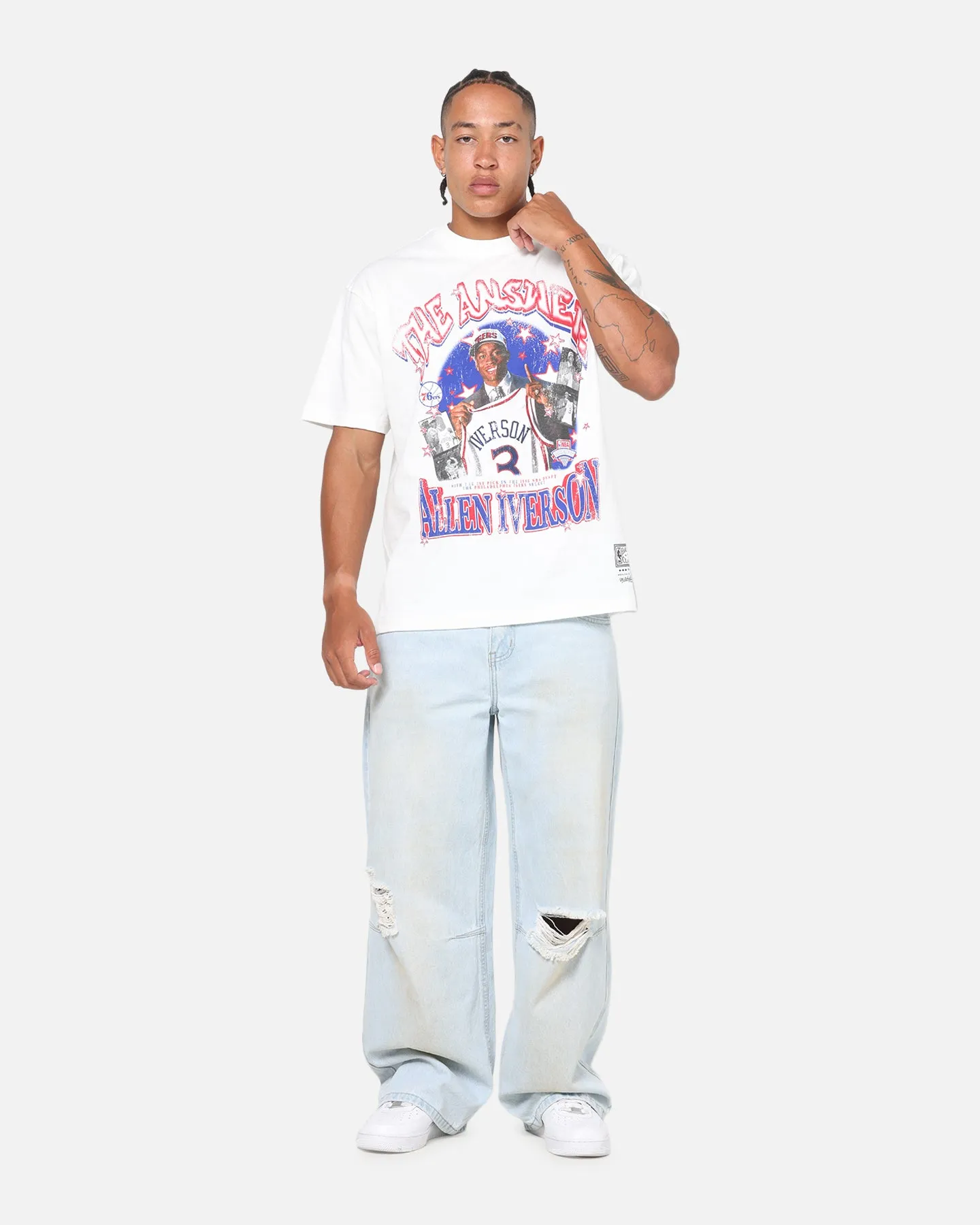 Mitchell & Ness Allen Iverson Star Burster T-Shirt Vintage White sold by Culture Kings product image thumbnail 2