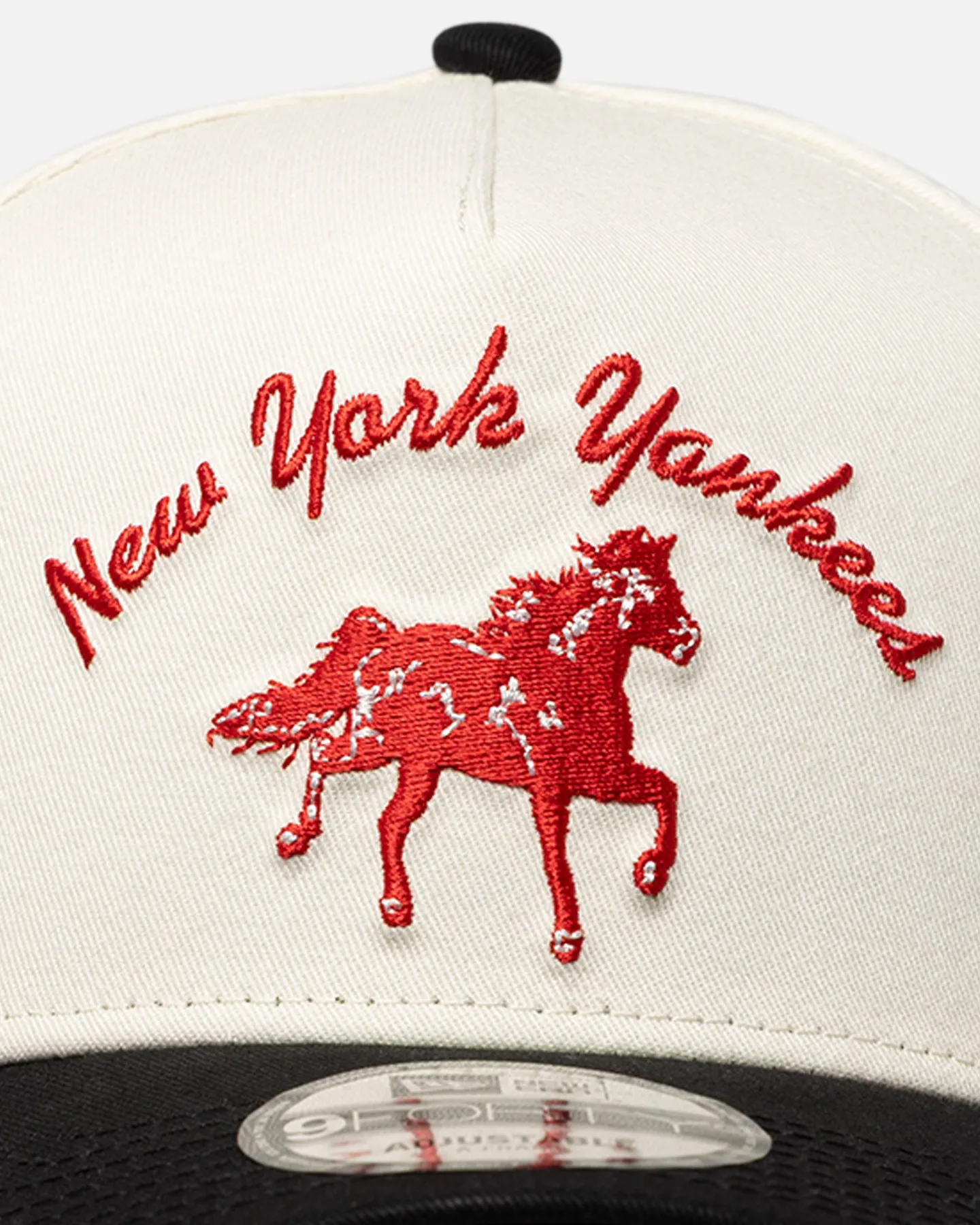 New Era New York Yankees 'Galloping Horse' 9FORTY A-Frame Snapback White/Black sold by Culture Kings product image thumbnail 5
