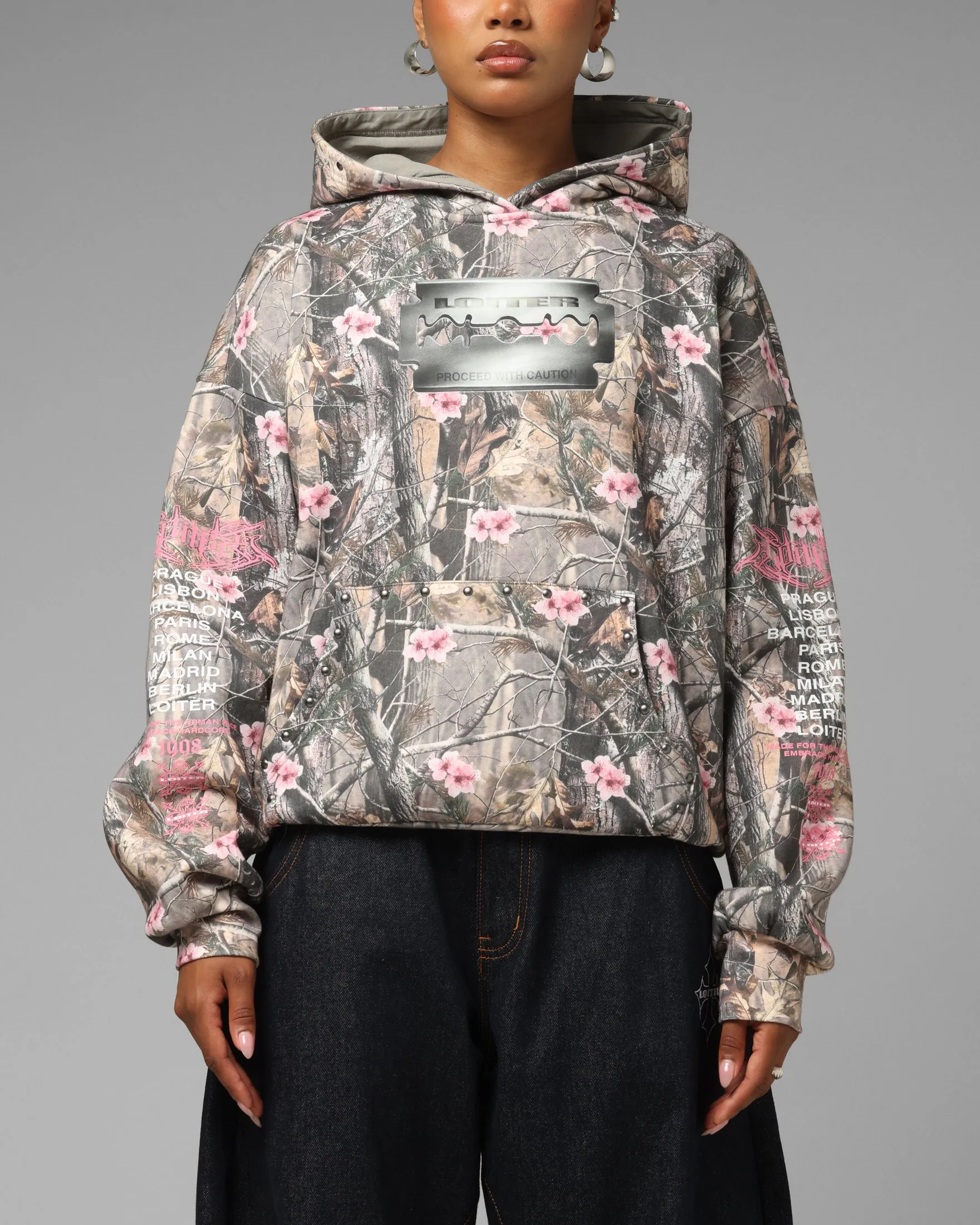 Loiter Blade Hoodie Real Tree/Pink sold by Culture Kings